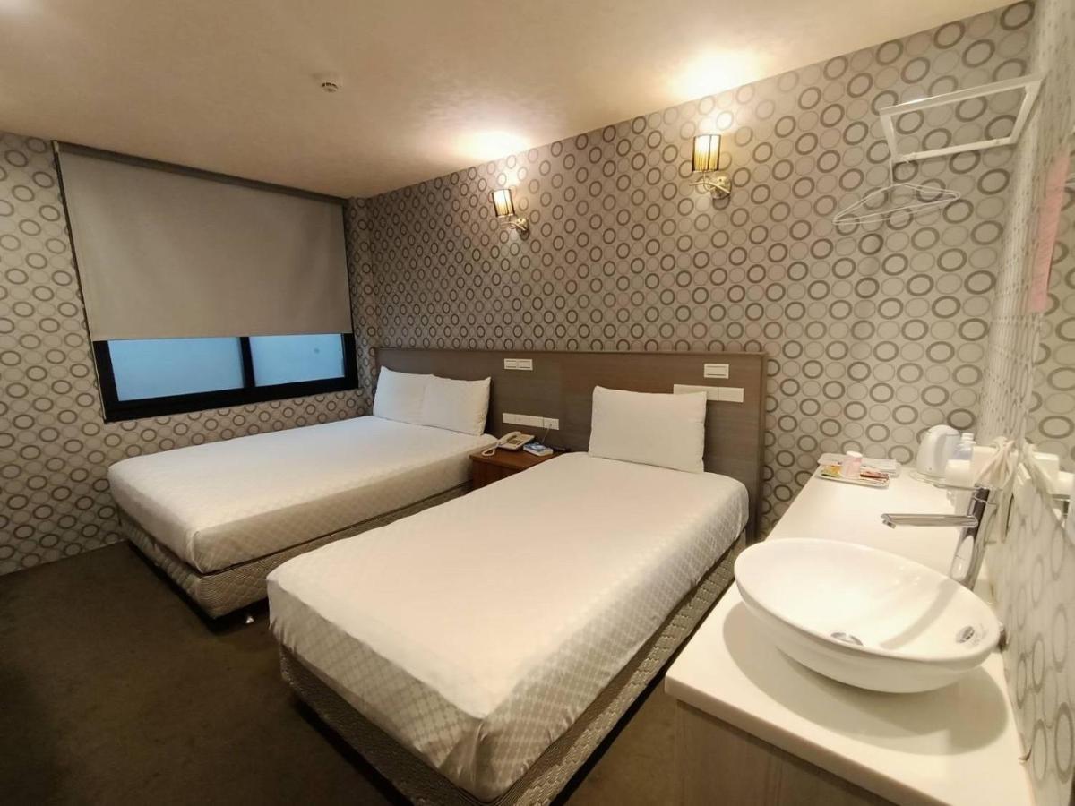 Taiwan Seven Days Boutique Hotel Tajpej Kültér fotó