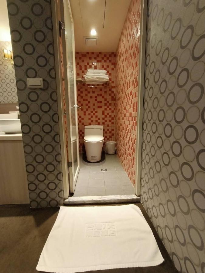 Taiwan Seven Days Boutique Hotel Tajpej Kültér fotó