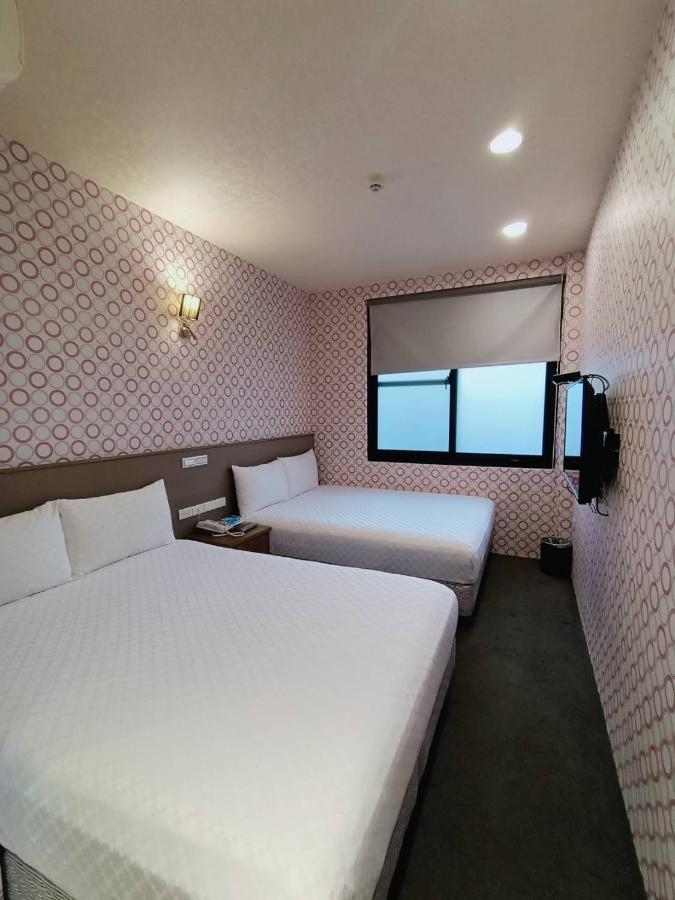 Taiwan Seven Days Boutique Hotel Tajpej Kültér fotó