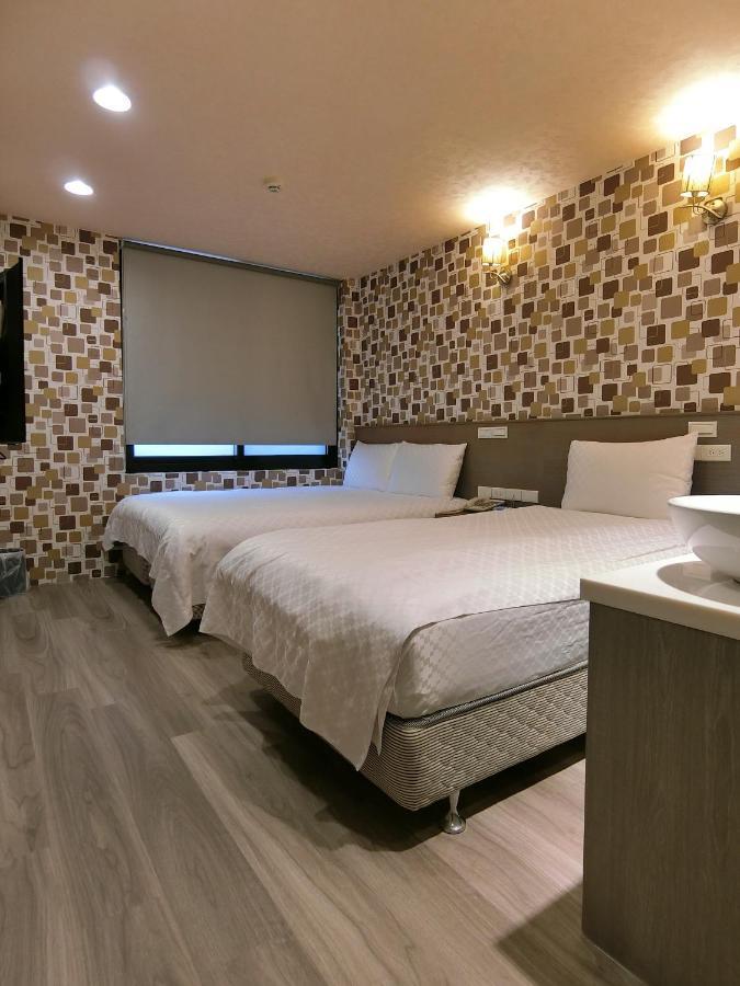 Taiwan Seven Days Boutique Hotel Tajpej Kültér fotó