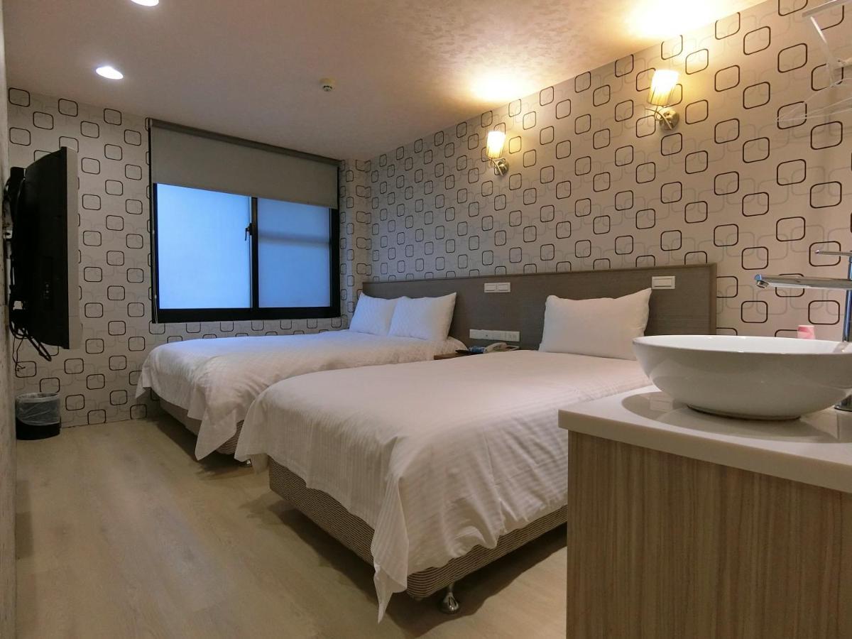 Taiwan Seven Days Boutique Hotel Tajpej Kültér fotó