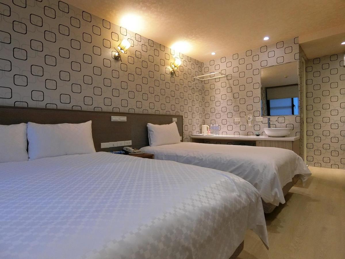 Taiwan Seven Days Boutique Hotel Tajpej Kültér fotó