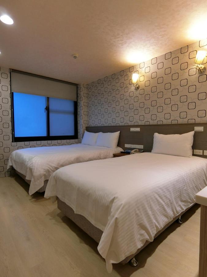 Taiwan Seven Days Boutique Hotel Tajpej Kültér fotó