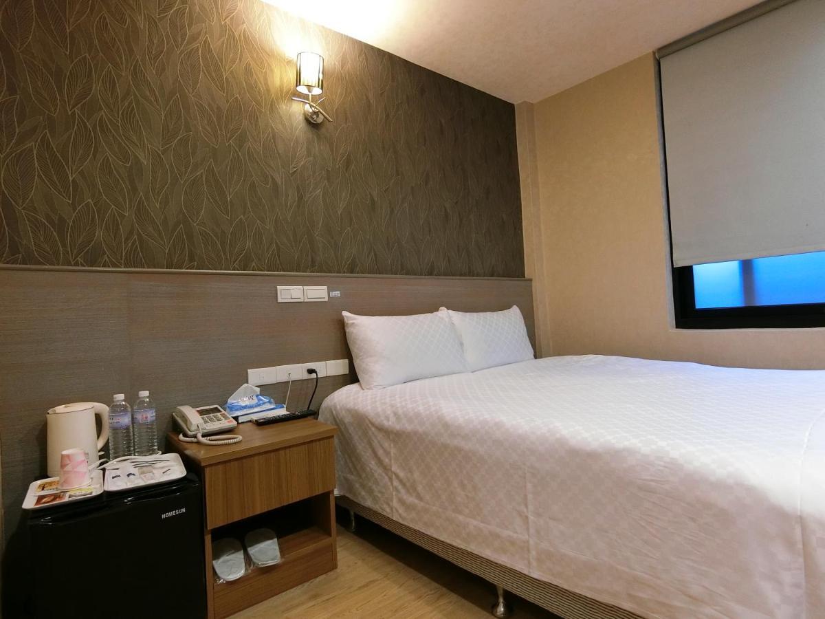 Taiwan Seven Days Boutique Hotel Tajpej Kültér fotó